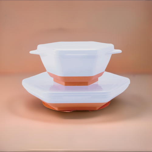 "Grow with Me" 5 Piece Feeding Sets - The Ultimate Solution for Your Baby's Mealtime - Premium Silicone Suction Bowl with Lid from Littlepinot - Just $20! Shop now at Littlepinot.com